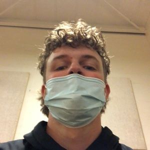 Meet your Posher, Avery